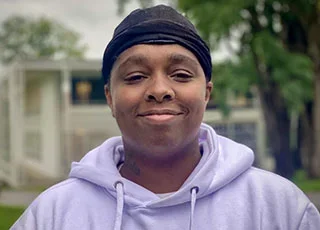 Aisha G headshot